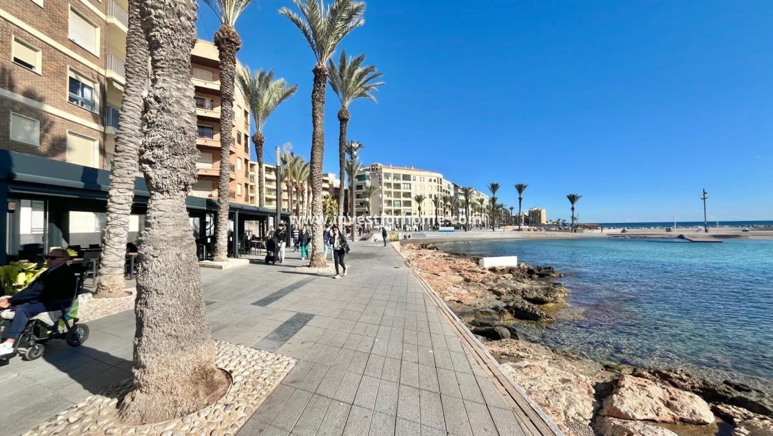 Verkoop - Appartement - Torrevieja - Centro