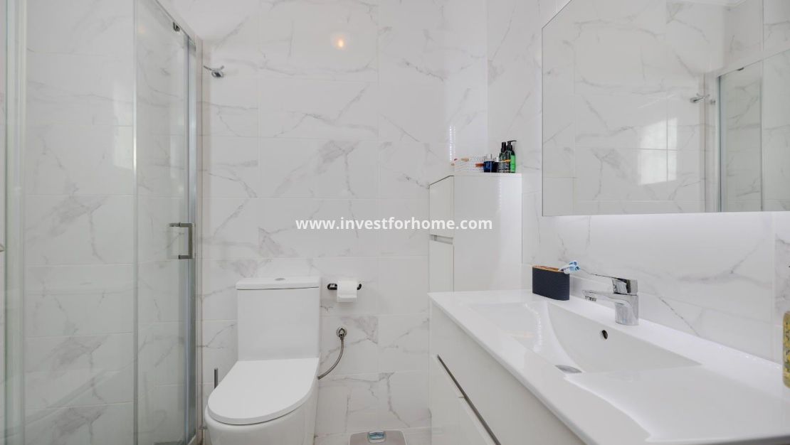 Verkoop - Appartement - Torrevieja - Centro