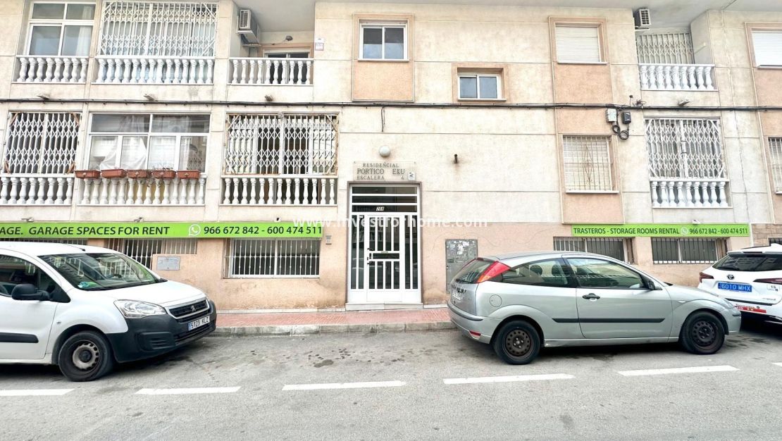 Verkoop - Appartement - Torrevieja - Centro