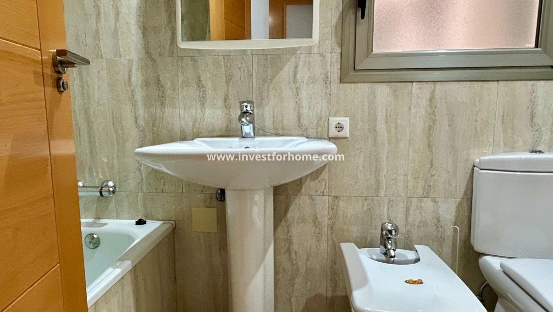 Verkoop - Appartement - Torrevieja - Centro