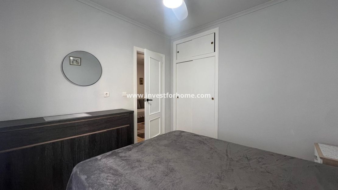 Verkoop - Appartement - Torrevieja - Centro