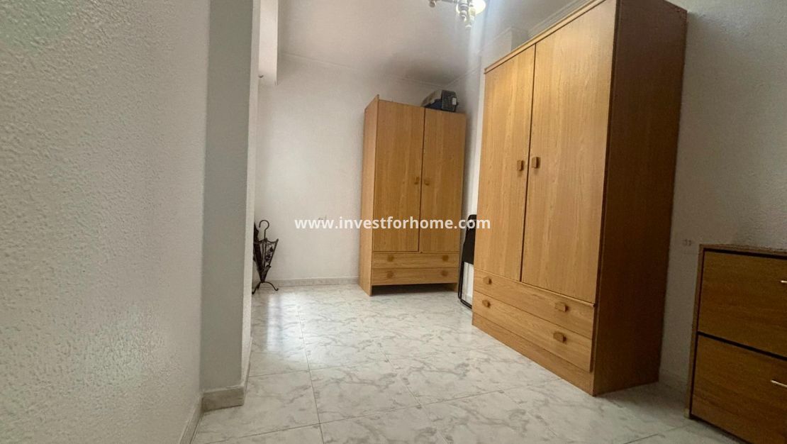 Verkoop - Appartement - Torrevieja - Centro