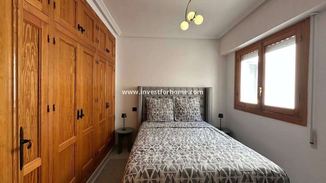 Verkoop - Appartement - Torrevieja - Centro