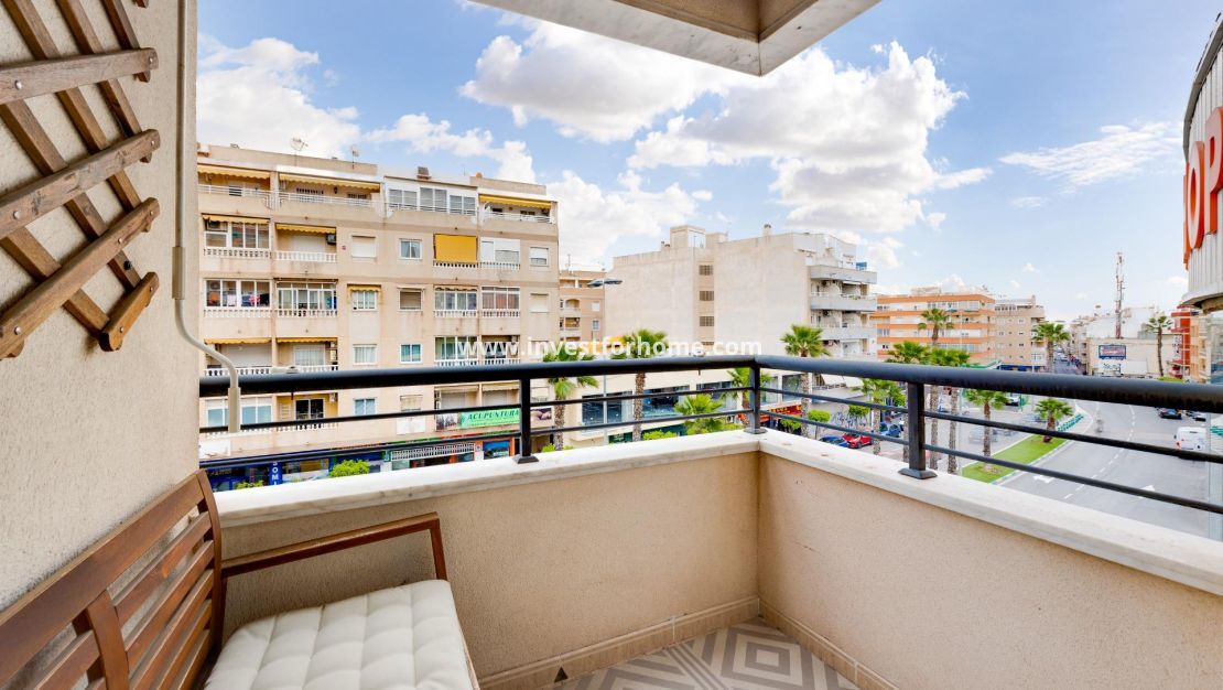 Verkoop - Appartement - Torrevieja - Centro