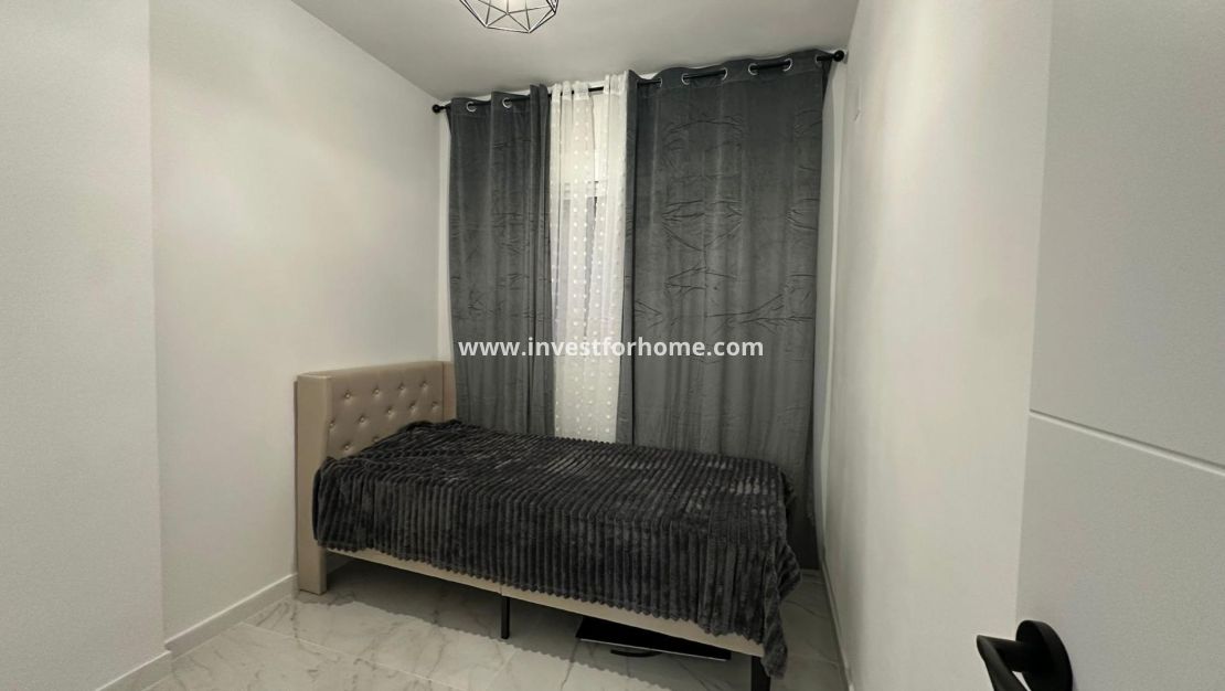 Verkoop - Appartement - Torrevieja - Centro