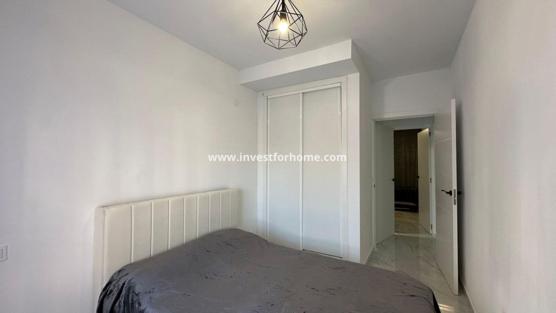 Verkoop - Appartement - Torrevieja - Centro