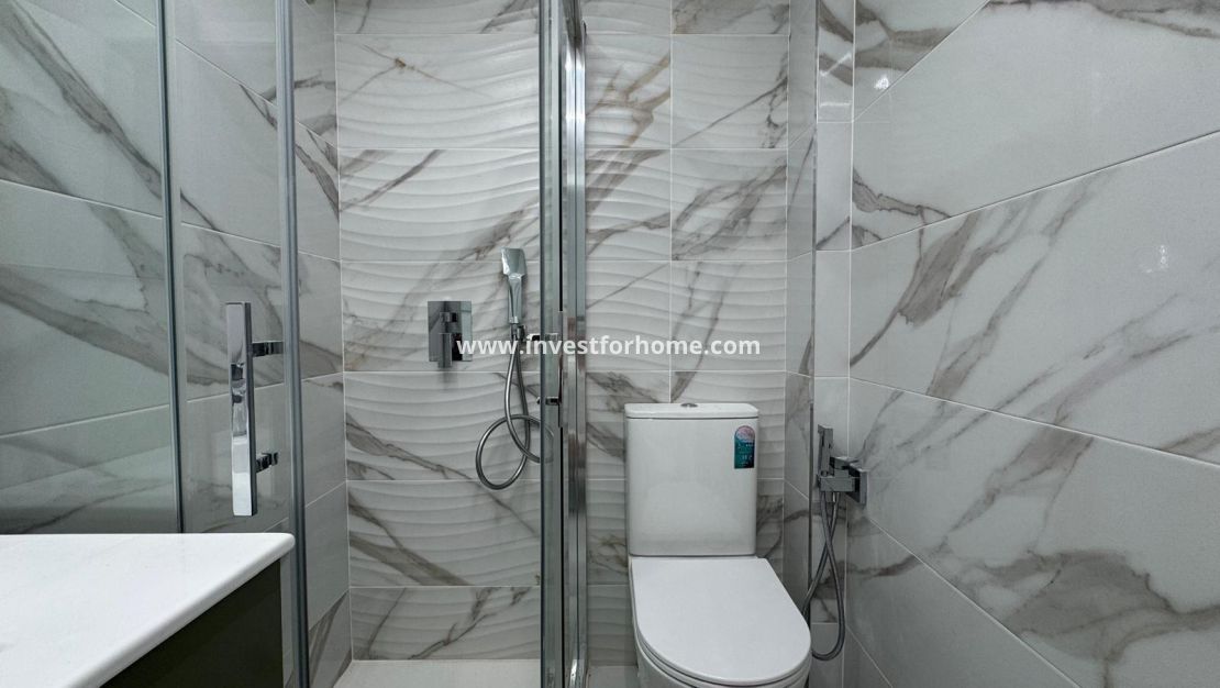 Verkoop - Appartement - Torrevieja - Centro