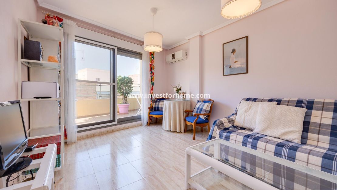 Verkoop - Appartement - Torrevieja - Centro