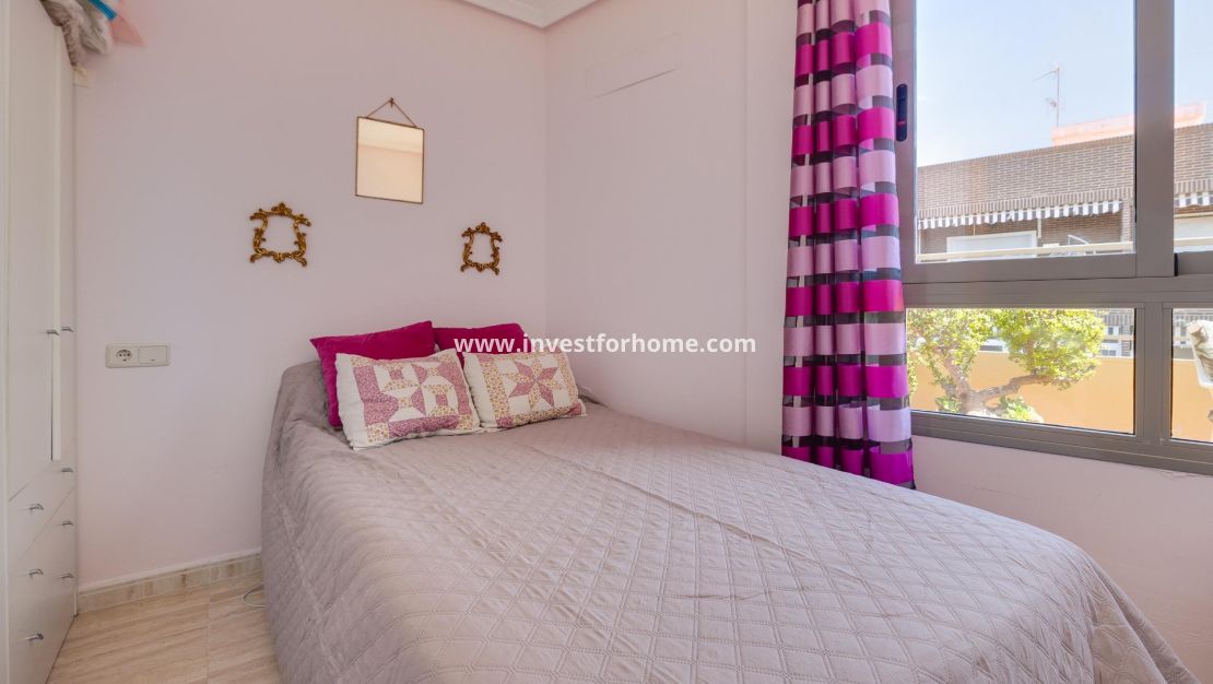 Verkoop - Appartement - Torrevieja - Centro
