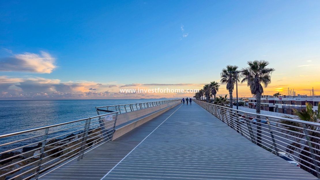 Verkoop - Appartement - Torrevieja - Centro
