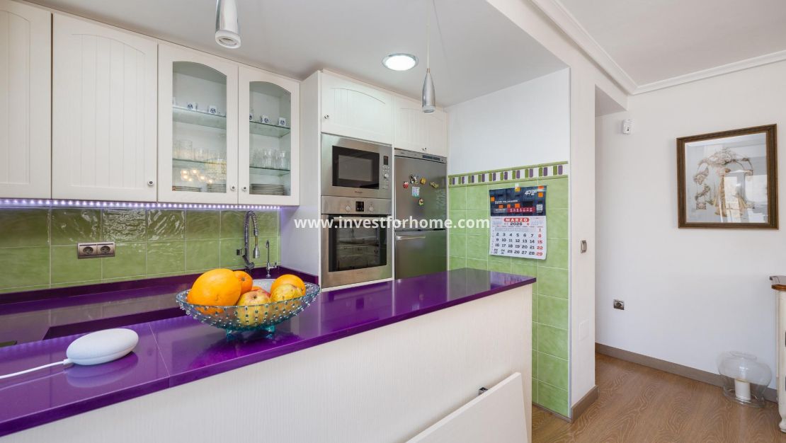 Verkoop - Appartement - Torrevieja - Centro