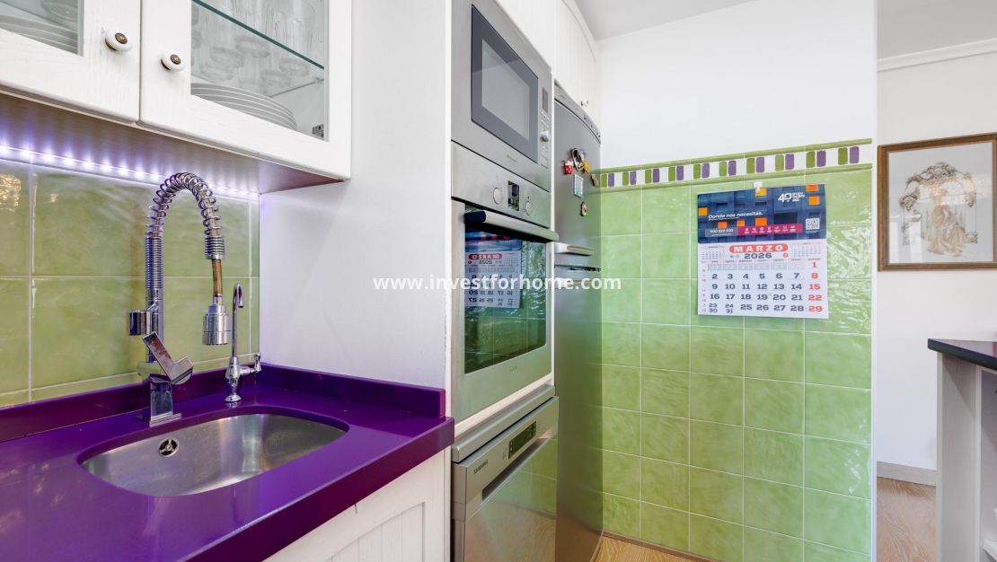 Verkoop - Appartement - Torrevieja - Centro