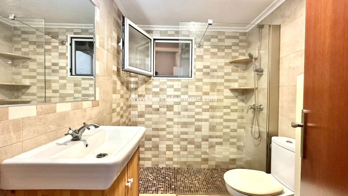 Verkoop - Appartement - Torrevieja - Centro