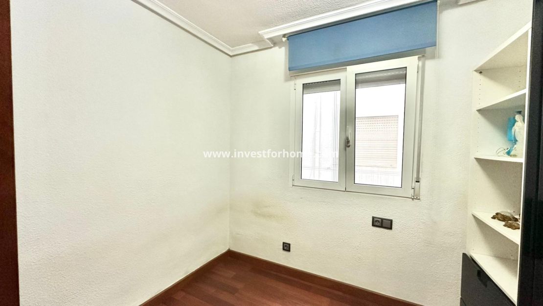 Verkoop - Appartement - Torrevieja - Centro