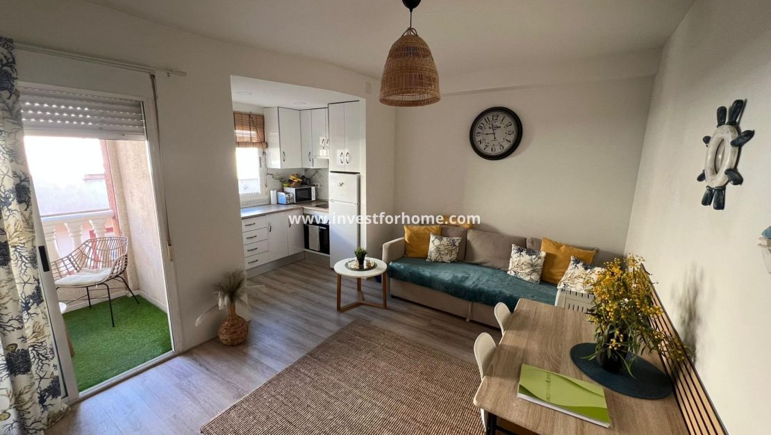 Verkoop - Appartement - Torrevieja - Centro