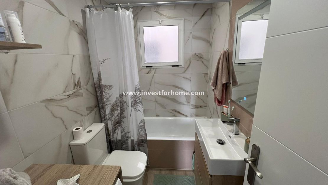 Verkoop - Appartement - Torrevieja - Centro