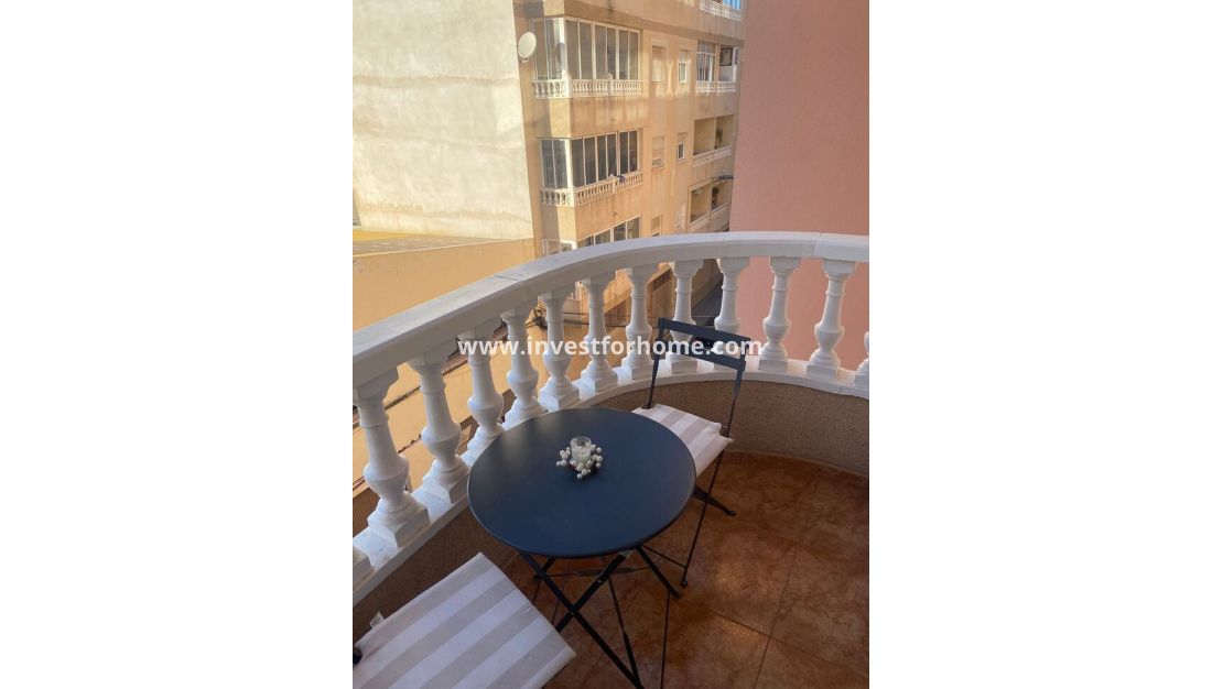 Verkoop - Appartement - Torrevieja - Centro