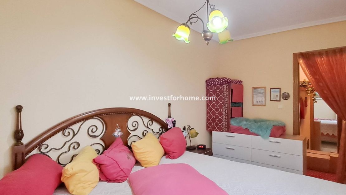 Verkoop - Appartement - Torrevieja - Centro