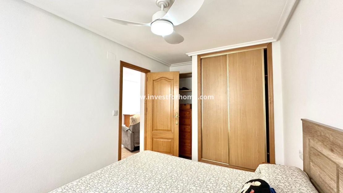 Verkoop - Appartement - Torrevieja - Centro