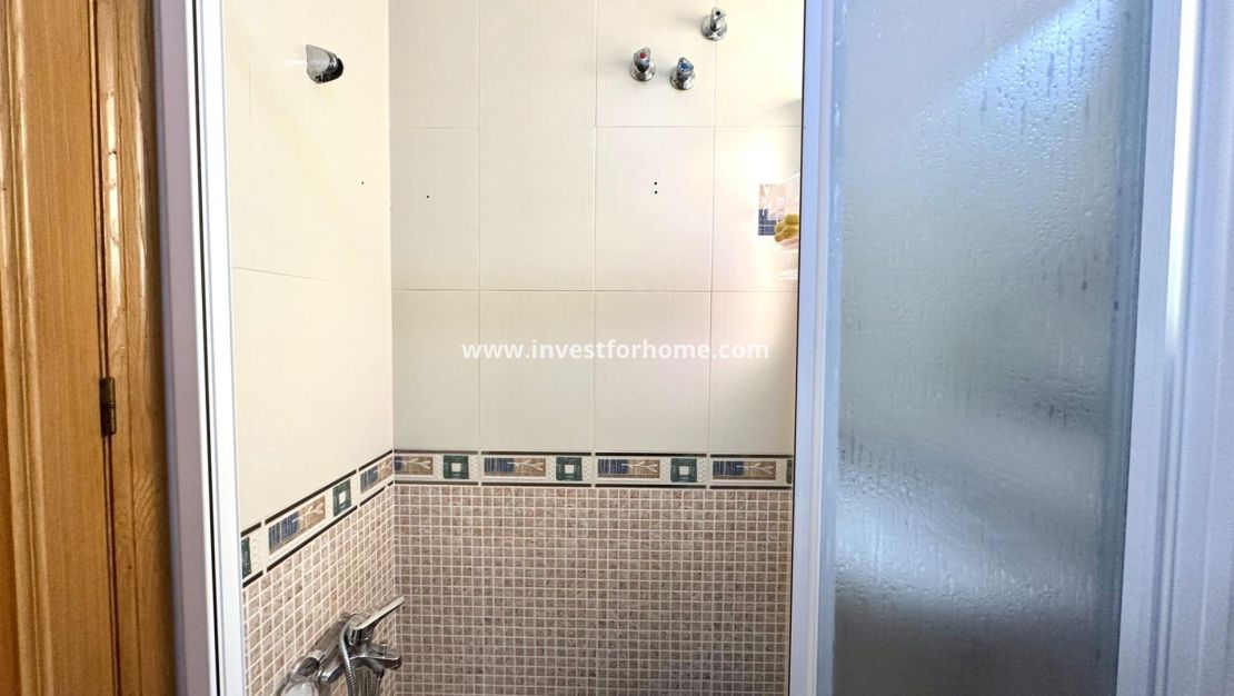 Verkoop - Appartement - Torrevieja - Centro