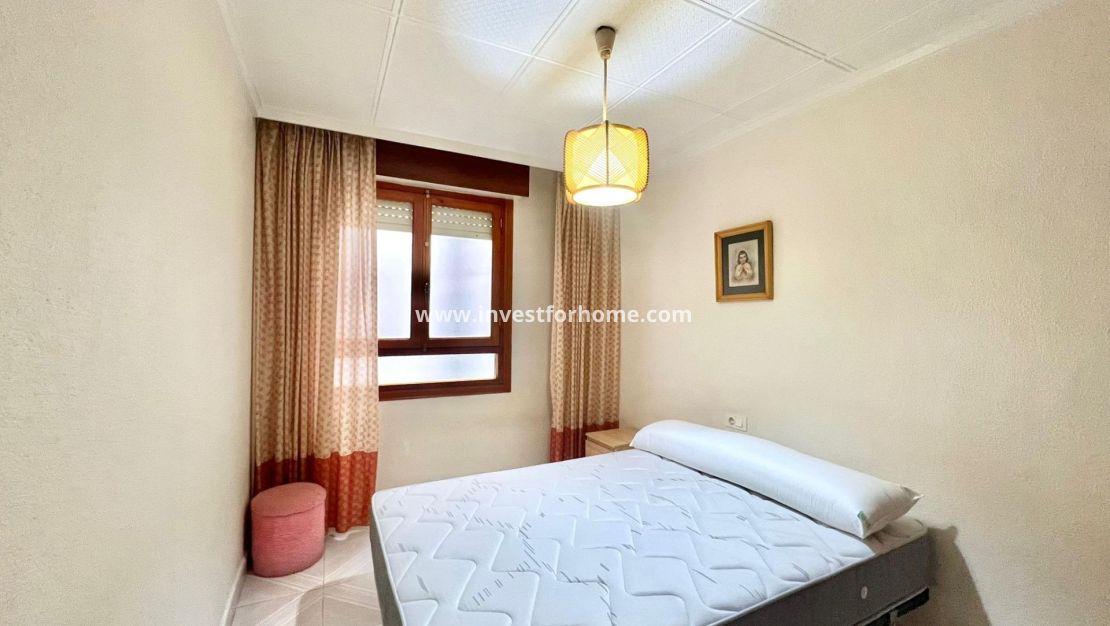 Verkoop - Appartement - Torrevieja - Centro