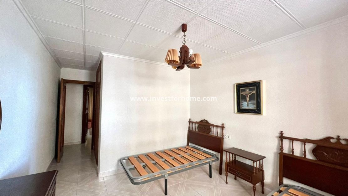 Verkoop - Appartement - Torrevieja - Centro