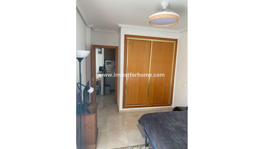 Verkoop - Appartement - Torrevieja - Centro