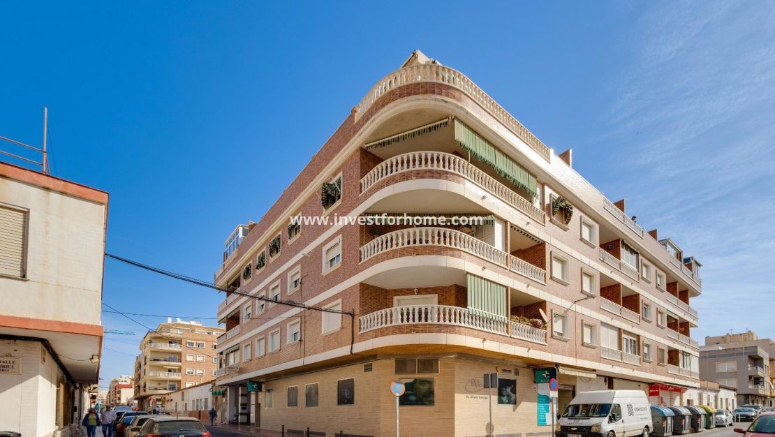 Verkoop - Appartement - Torrevieja - Centro