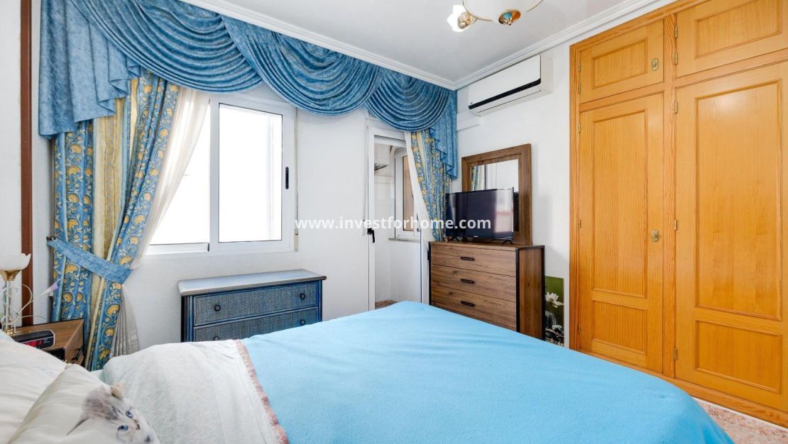 Verkoop - Appartement - Torrevieja - Centro