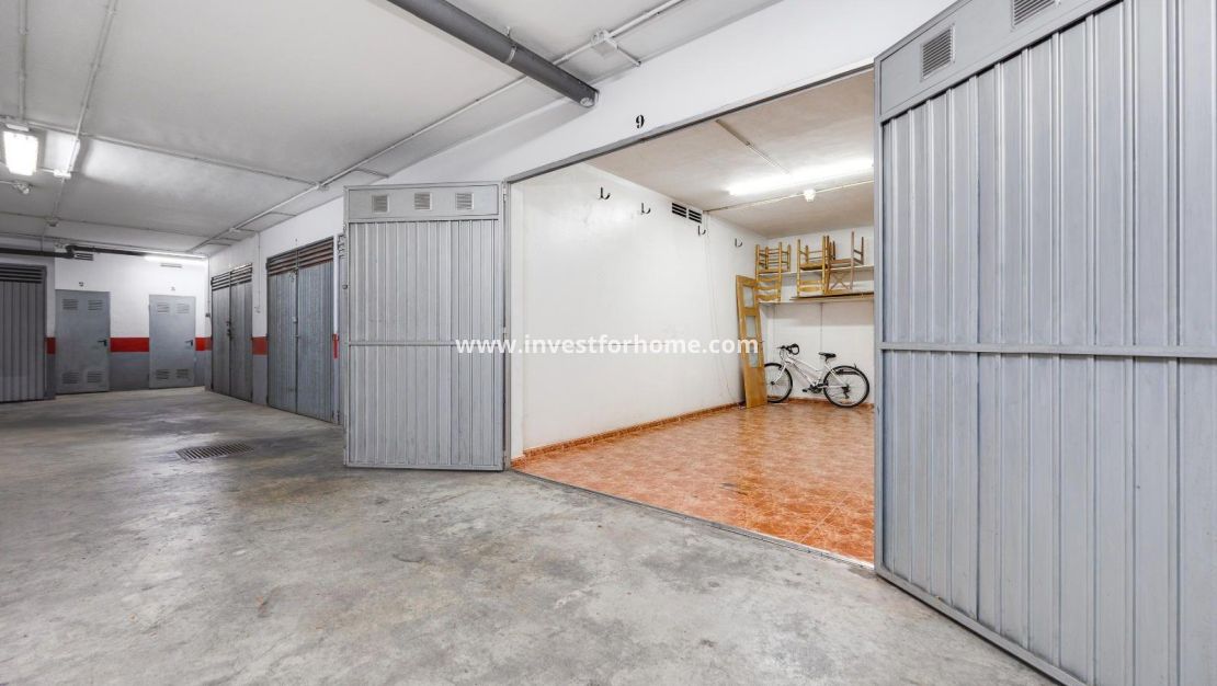 Verkoop - Appartement - Torrevieja - Centro