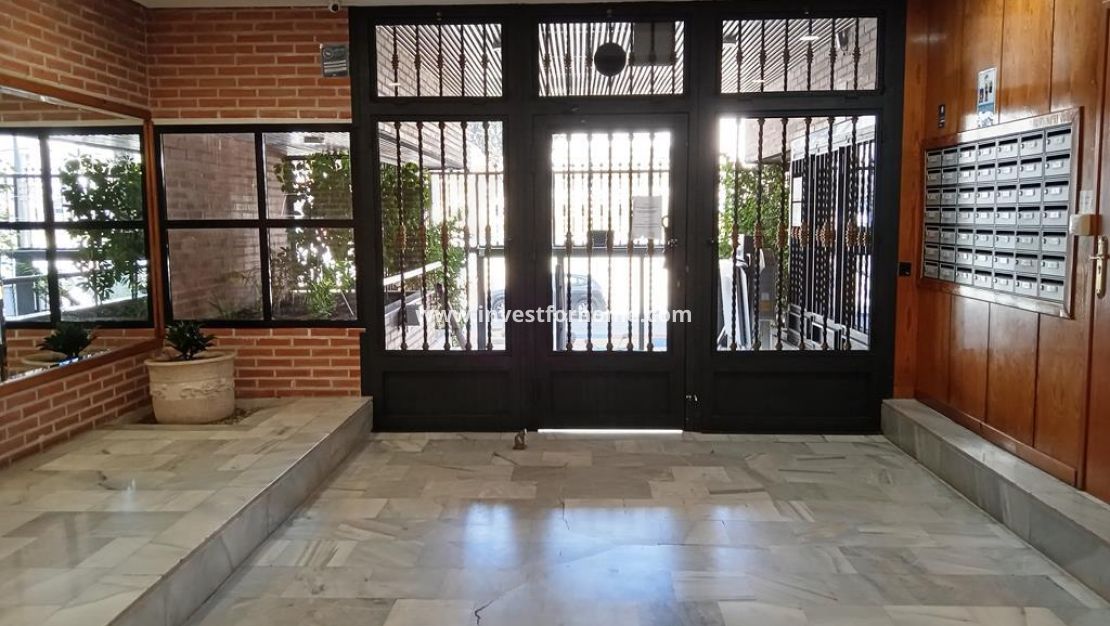 Verkoop - Appartement - Torrevieja - Centro