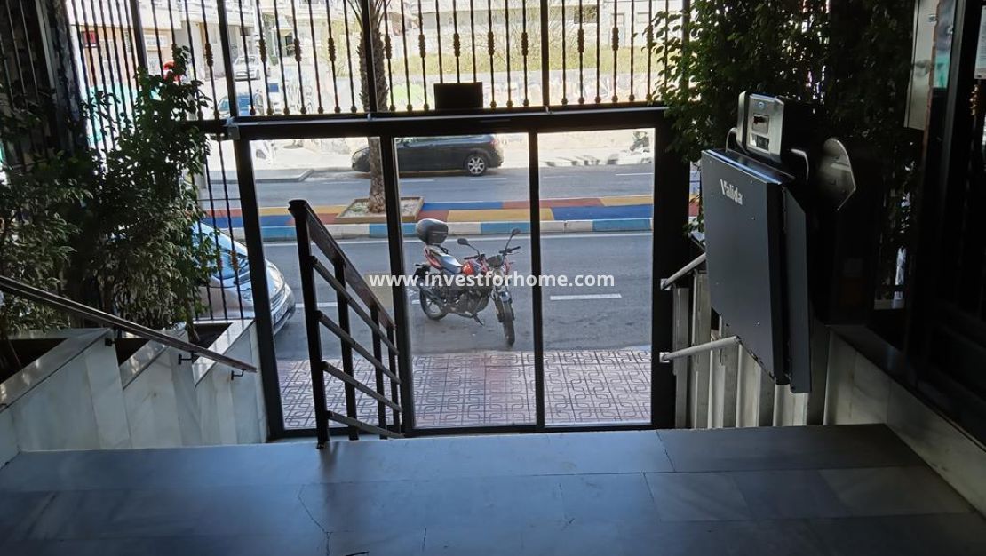 Verkoop - Appartement - Torrevieja - Centro