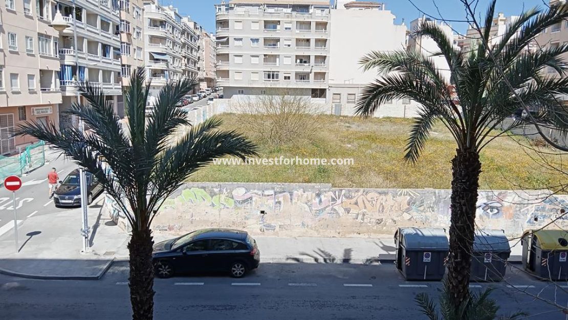 Verkoop - Appartement - Torrevieja - Centro