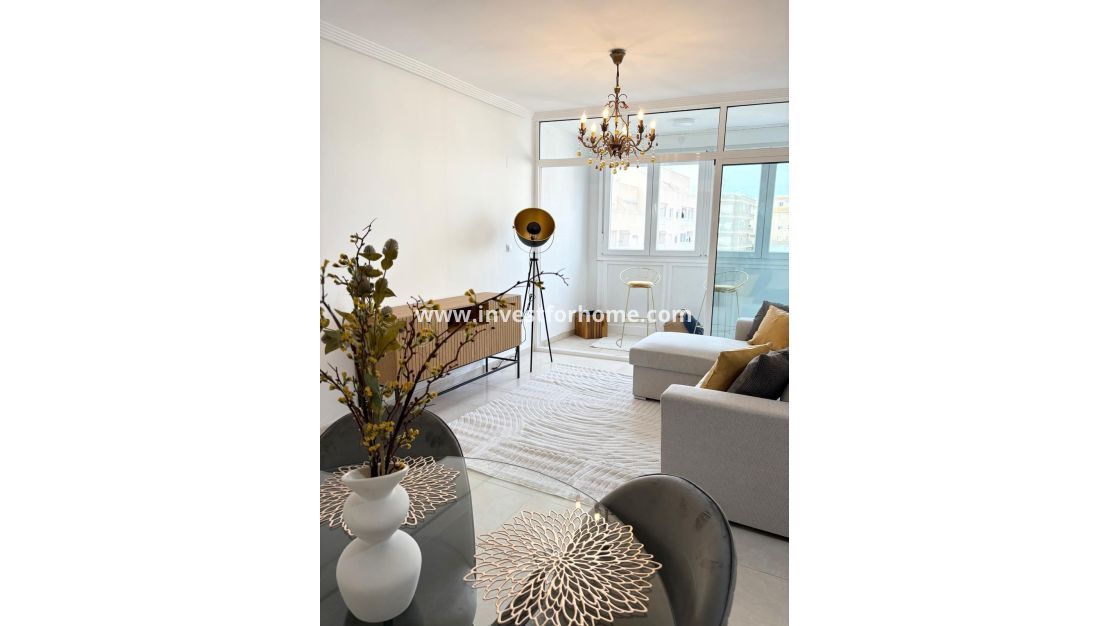 Verkoop - Appartement - Torrevieja - Centro