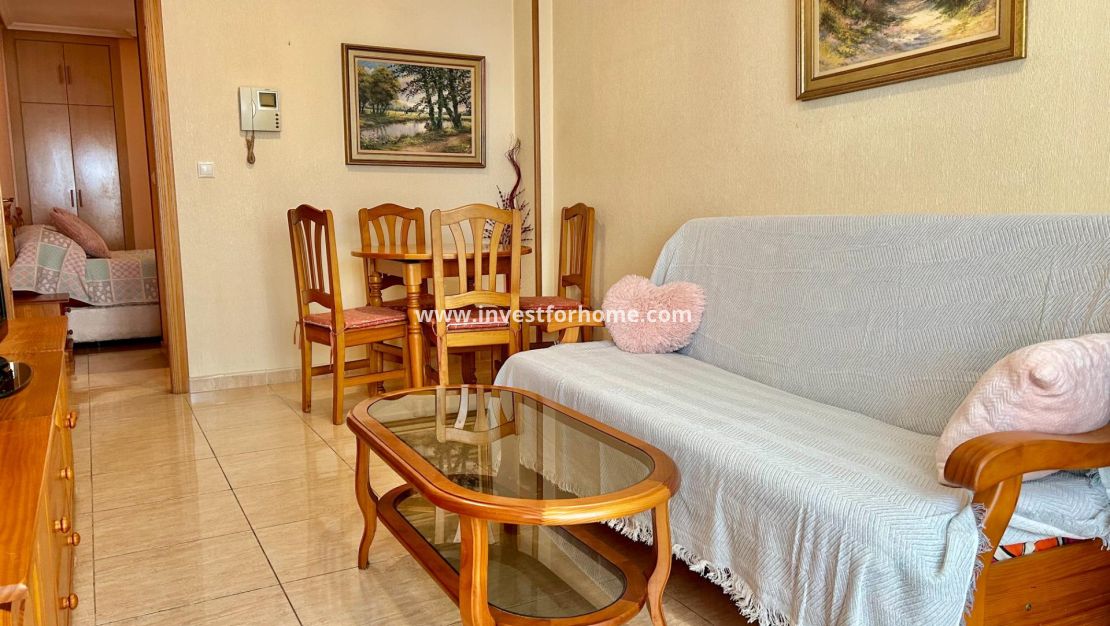Verkoop - Appartement - Torrevieja - Centro