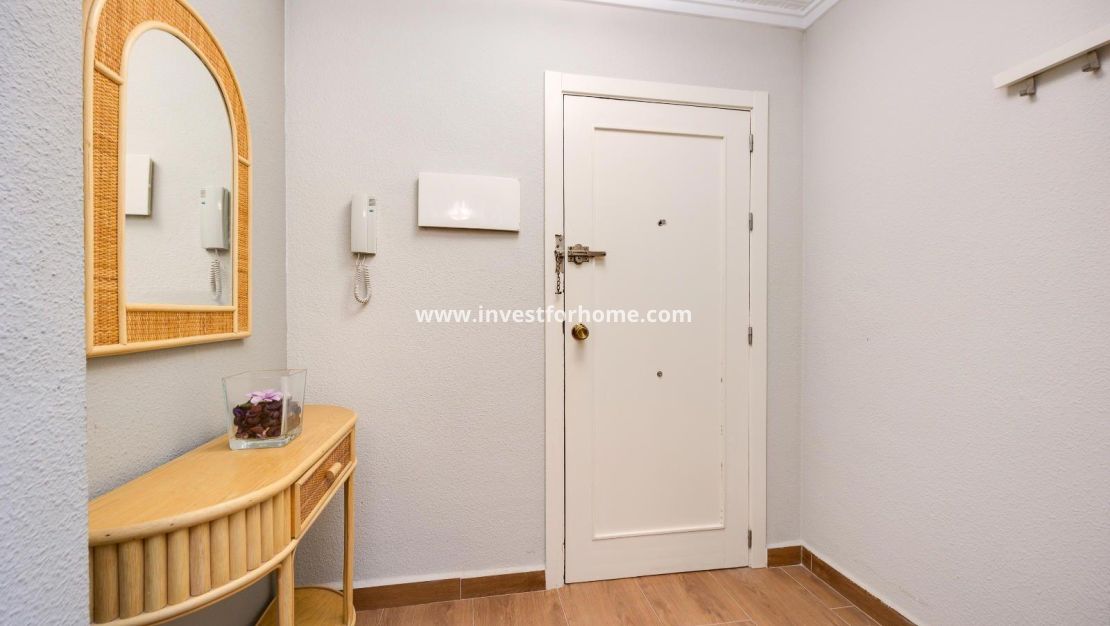 Verkoop - Appartement - Torrevieja - Centro