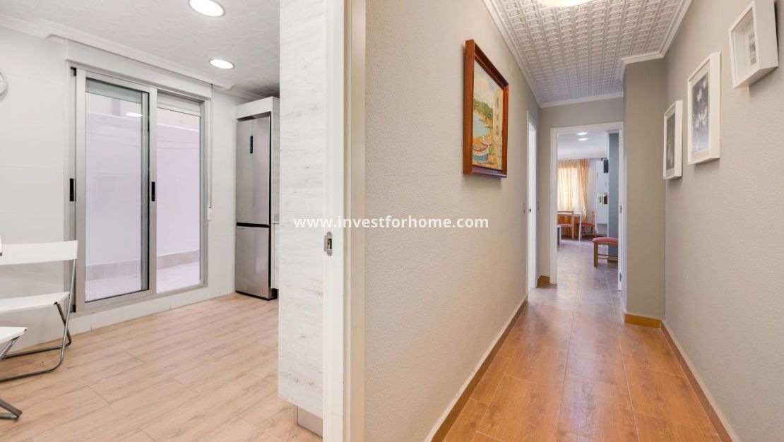 Verkoop - Appartement - Torrevieja - Centro