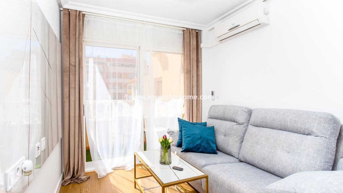 Verkoop - Appartement - Torrevieja - Centro