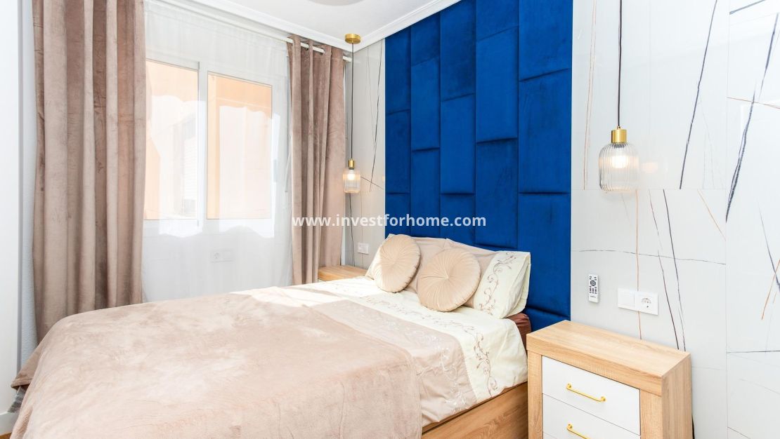 Verkoop - Appartement - Torrevieja - Centro
