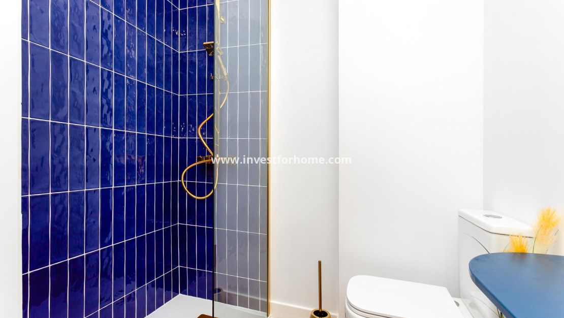 Verkoop - Appartement - Torrevieja - Centro