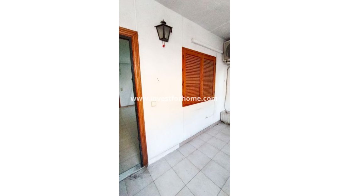 Verkoop - Appartement - Torrevieja - Centro