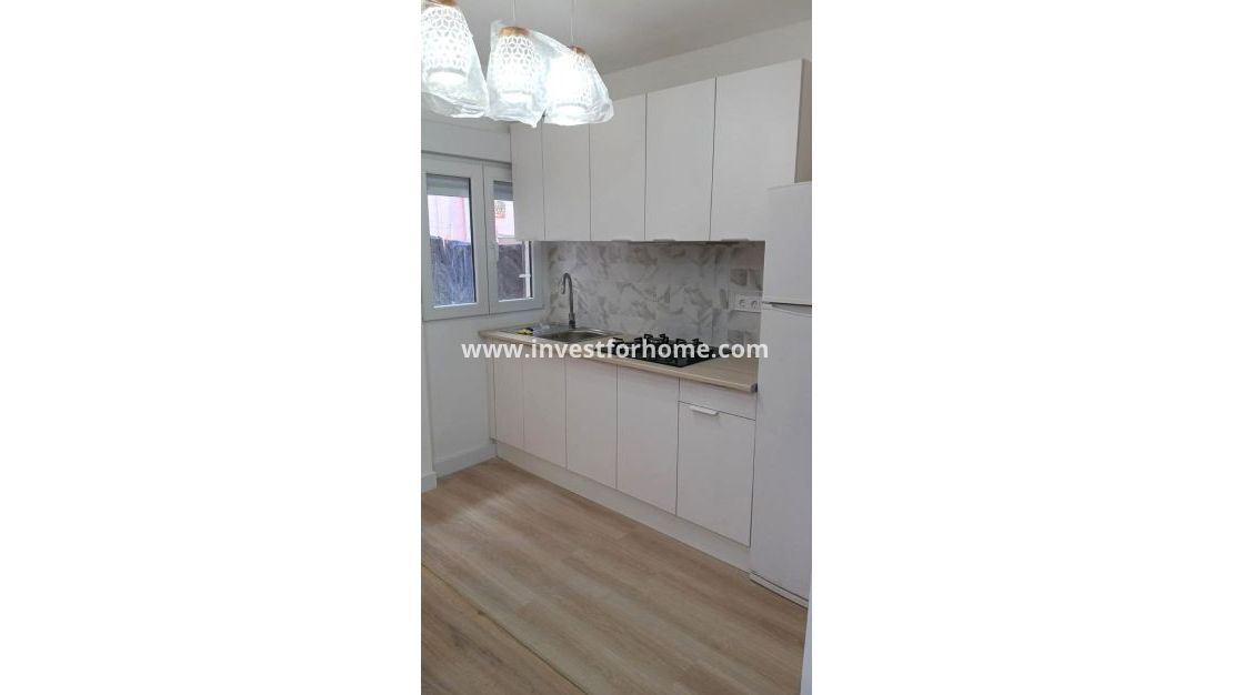 Verkoop - Appartement - Torrevieja - Centro