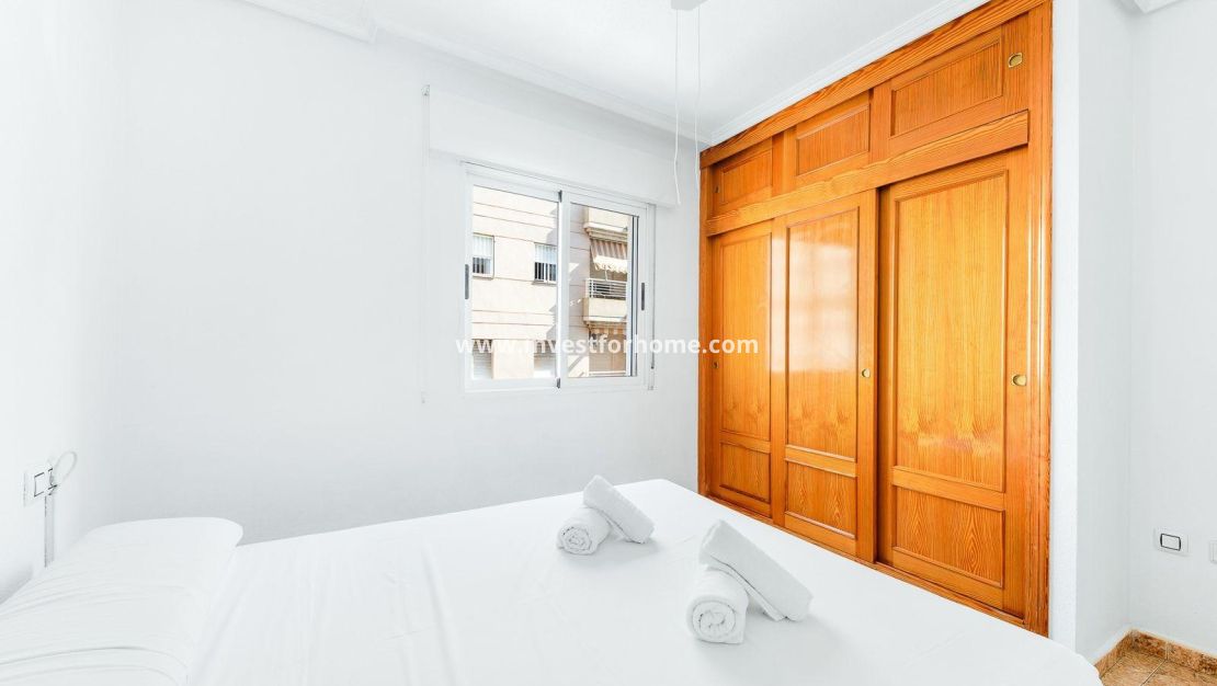 Verkoop - Appartement - Torrevieja - Centro