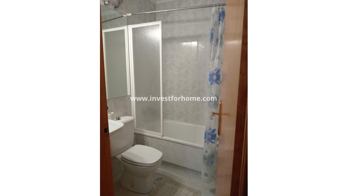 Verkoop - Appartement - Torrevieja - Centro