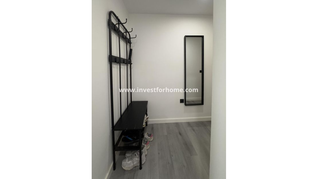 Verkoop - Appartement - Torrevieja - Centro