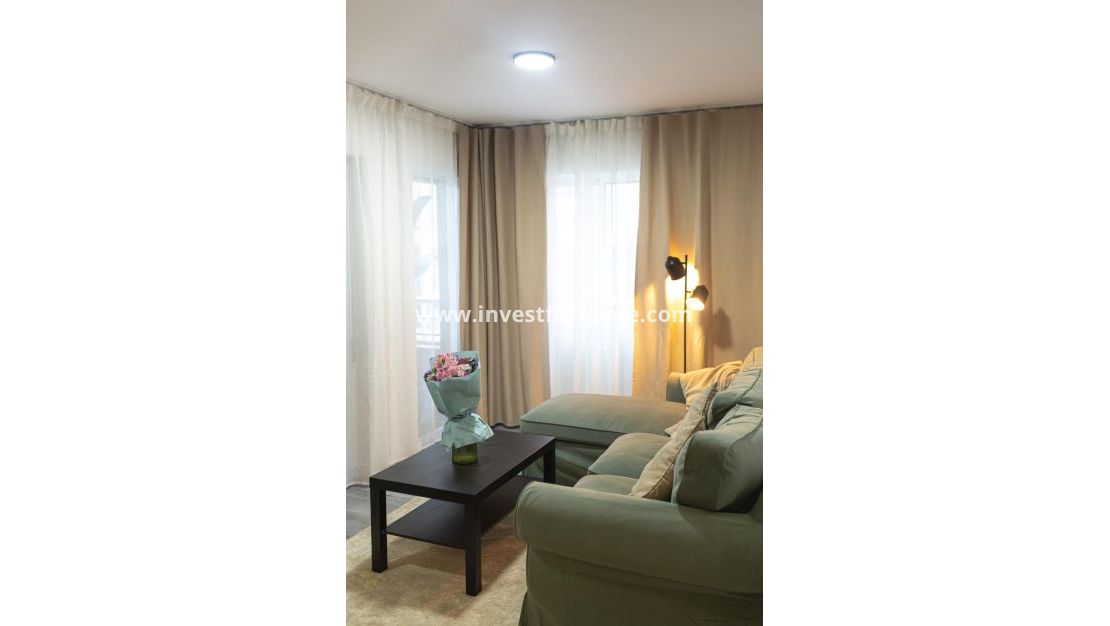 Verkoop - Appartement - Torrevieja - Centro
