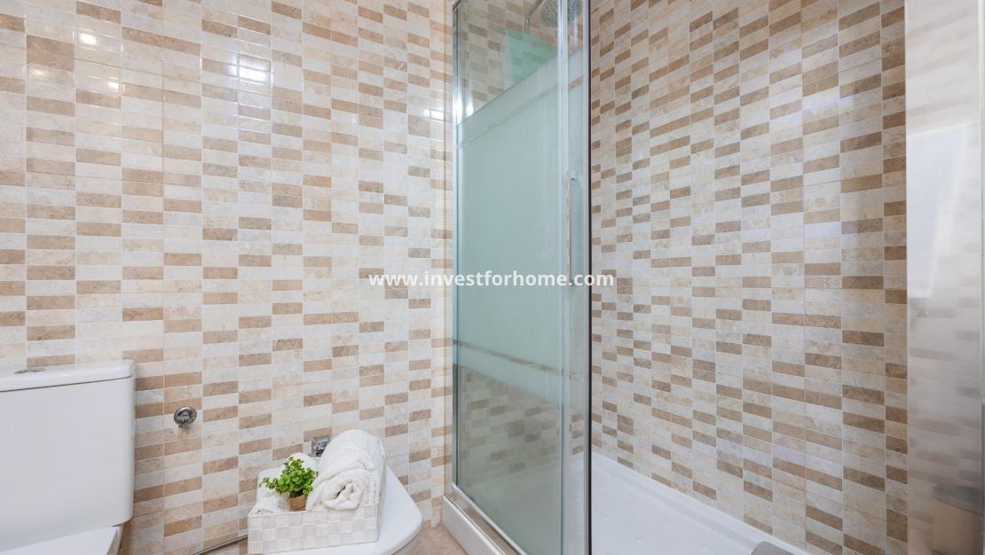 Verkoop - Appartement - Torrevieja - Centro