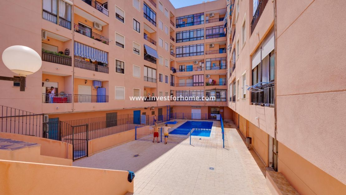 Verkoop - Appartement - Torrevieja - Centro