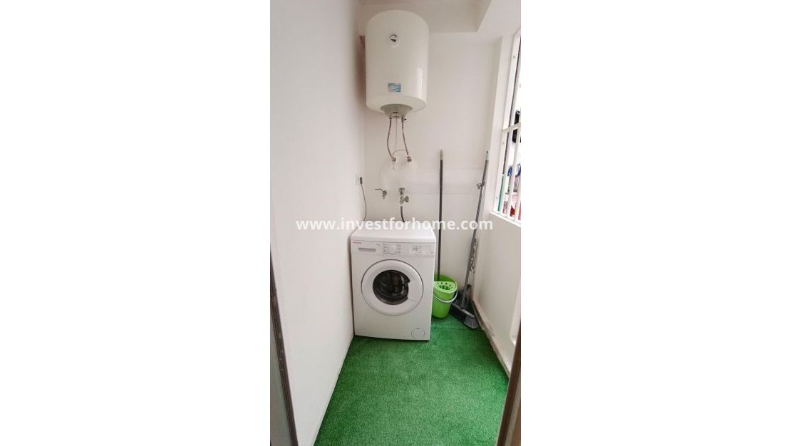 Verkoop - Appartement - Torrevieja - Centro
