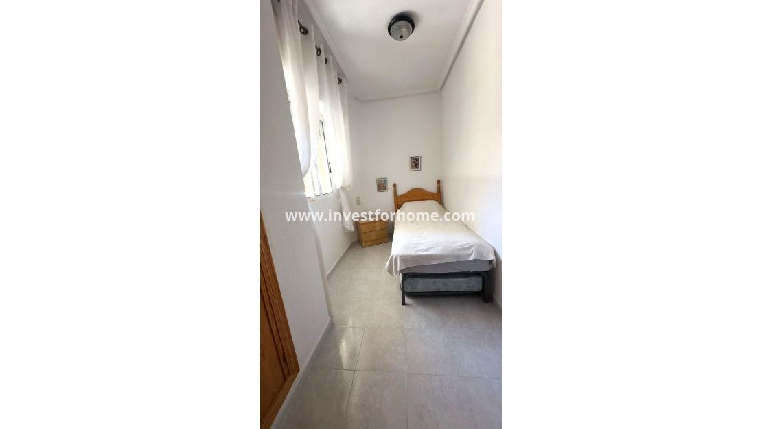 Verkoop - Appartement - Torrevieja - Centro